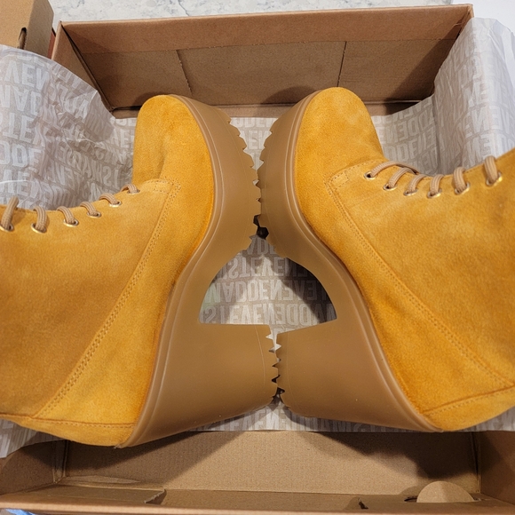 Steve Madden Tindra Womens Suede Platform Ankle Boots | US 8 NEW! - Picture 11 of 14